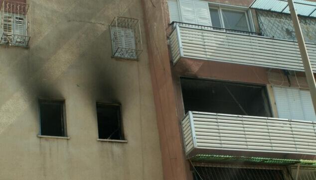 נזקי אש בבניין מגורים 